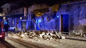 Eruzione dell'etna, terremoto di magnitudo 4.8 a nord di catania. Etna Notte Di Paura Per Sisma 4 8 Crolli E 10 Feriti Sicilia Ansa It