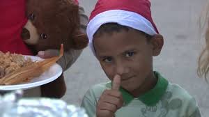 ‘This is a time for giving:’ Community members serve hot meals to migrants  in San Antonio