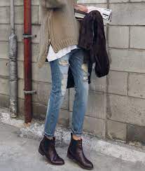 Chelsea boots are perfect for winter, adding that extra layer of warmth and keeping the wet weather out of your socks. Inu No Mimi Fashion Casual Style