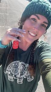 Ashley Gantz's Instagram, Twitter & Facebook