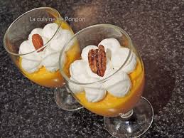 Mousse De Carottes Accompagnee D Une Chantilly Aux Noix Recette Mousse De Carotte Alimentation Recettes De Mousse