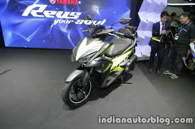 Yamaha mio aerox 155 price in. Yamaha Nvx 155 Launched In Malaysia At Myr 10 500