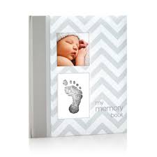Babies r us canada is giving their canadian shoppers a chance to celebrate the country's birthday while shopping for baby essentials. Pearhead Babybook Chevron Grey English Edition Babies R Us Canada