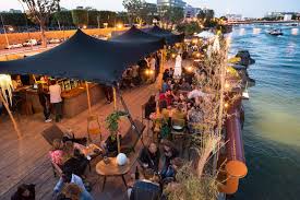 La guinguette au bord de l'eau. La Passerelle Restaurant Bord De L Eau Sur Les Bords De Seine 92100 Boulogne Billancourt