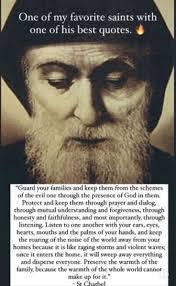 Kris Jarecki's Instagram, Twitter & Facebook