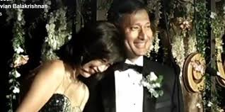 Minister of foreign affairs vivian balakrishnan warmed hearts online on wednesday (30 november) after he shared a video of himself giving a speech on marriage and happiness. Vivian Balakrishnan On Wife Marriage And Love Theasianparent