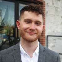 Steven Mollett's Instagram, Twitter & Facebook