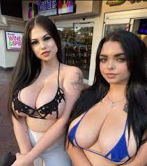 44 Hot Babes With Big Boobs - Wow Gallery