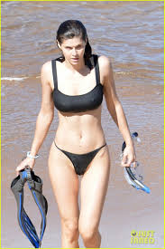 Alexandra Daddario Shows Off Her Fabulous Figure in Her Bikini: Photo  4505165 | Alexandra Daddario, Bikini Photos | Just Jared: Entertainment News