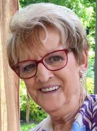 Sandra Punches Obituary (2022)