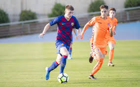 Barcelona have allowed louie barry to return to england with aston villa, a year after signing the teenage striker from west brom. Louie Barry Scores First Goal On Debut Start For Fc Barcelona U19a Side