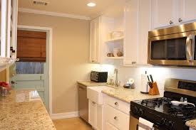 Your wall color might have looked appealing with your original cabinets, but newly renovated cabinets. Cream Kitchen Cabinets What Colour Walls Homes By Ottoman Straightforward Cream Glazed Kitchen Cabinets Concepts