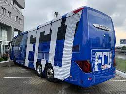 Jun 08, 2021 · cu noul autocar, u craiova 1948 va face deplasările în liga 1, dar și în cantonamentul verii, din slovenia. Oltenia Force One Cum AratÄƒ Noul Autocar De Lux Al Lui Fc U Craiova 1948 Antena Sport
