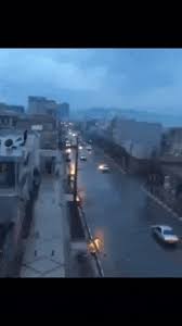 Learn what happens during a lightning storm, what causes thunder, and how to protect yourself from being struck and killed by lightning. Moving Car Hit By Lightning Wow Gifs Gifvif