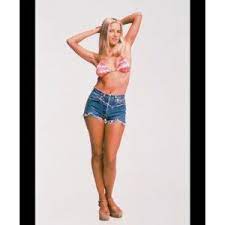 She is known for her roles in the godfather part iii, single white female, singles, point. Jackie Brown Melanie The Surfer Girl Jackie Brown Bridget Fonda Pretty Celebrities