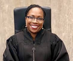 Aubrey Callender's Instagram, Twitter & Facebook