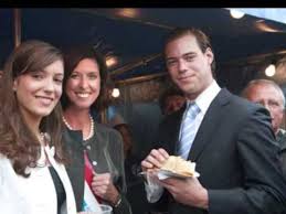 He is the couple's second child, younger brother to prince guillaume (1981) and older brother to prince louis (1986), princess alexandra (1991) and prince. Prince Felix Of Luxembourg Prince De Nassau Youtube