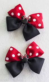 I thought this would be the perfect present for my daughter's minnie mouse birthday party. Minnie Mouse Hair Bow Disney Hair Bow Disney Hair Bows Minnie Mouse Hair Bows Diy Hair Bows