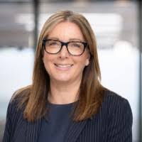 Danielle Cawley's Instagram, Twitter & Facebook