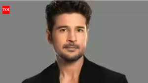 Rajeev Khandelwal expresses his initial fear of being accepted in Maharashtra as an outsider