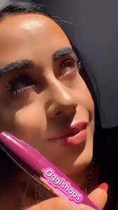 🎉 Annie Royal Volume 🌈💖 @oggishops ✨, Αυτό το καλοκαίρι, σαγηνεύεις με  τις 3 νέες καλοκαιρινές αποχρώσεις της Annie Mascara Royal Volume, με τη  γνωστή **3D/Big Volume» φόρμουλα (έως +152% όγκο, ...