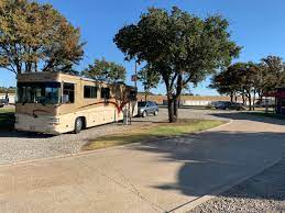 Rose rv park is located in quartzsite city of arizona state. Https Www Campgroundreviews Com Regions Texas Mingus Cactus Rose Rv Park 13153