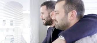 Orta öğrenimini bolu'da tamamlayan barış arduç, lise 1'i de burada okuduktan sonra iki ve üçüncü. Baris Arduc Un Abisi Onur Arduc Baba Oldu Number1