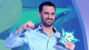 Un record dans « les 12 coups de midi » avec 199 victoires au jeu de tf1, bruno a dépassé le record d'éric et devient le plus grand maître de midi. Les 12 Coups De Midi Un Auteur Des Questions Vire A Cause De Bruno Femme Actuelle Le Mag