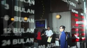 Arti dalam tabel diatas misalkan sobat memilih berinestasi dalam suku bunga dalam deposito biasanya berkisar dari 3 persen sampai 7 persen. Daftar Bunga Deposito Bank Mandiri Bca Bni Dan Bri Silakan Tetapkan Pilihan Anda Tribun Jambi