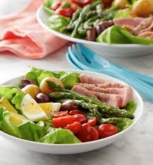 Classic French Composed Salad Gets A Bit Of A Spring Makeover Nicoise Salad Tuna Nicoise Salad Salad