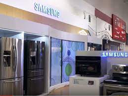 Shop home & kitchen appliances. Hhgregg Trying Room Vignettes Samsung Sections In Florida Stores