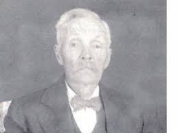 Calvin Ashlock's Instagram, Twitter & Facebook