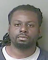 2 arrested after shooting at Lincolnwood Apartments