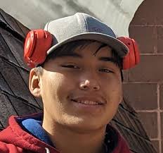 Bayfield students get down to explore Lake Superior