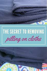 How do you remove pet hair from polyester fleece? The 5 Minute Secret To Remove Pilling From Your Clothes