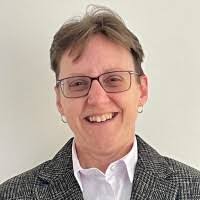 Tracy Nunn's Instagram, Twitter & Facebook