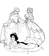 Explore the enchanting world of disney princess. Kleurplaat Disney Prinsessen Assepoester Belle En Jasmin Disney Prinsessen Prinses Kleurplaatjes Prinsessen