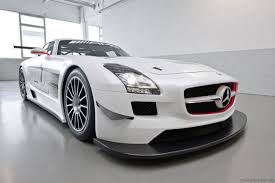 Haha I Would So Drive Away With This Car Mercedes Sls Mercedes Benz Sls Amg Mercedes Benz Sls