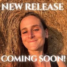 Genie Thompson's Instagram, Twitter & Facebook