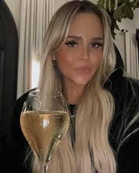 Mackenzie Haubner (@mackenziehaubner) • Instagram photos and videos