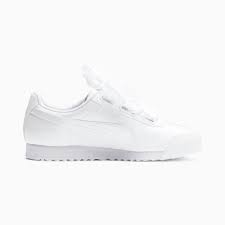 Cantidad sacado desde los archivos más retro del 68' el tenis roma basic cdg de puma es un zapato liviano y con características que mejoran el confort, como una lengüeta acolchada gruesa y soportes de arco. Zapatos Deportivos De Charol Roma Heart Para Mujer Puma Ee Uu