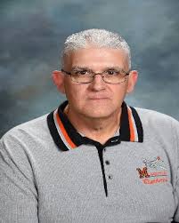 Robert Schnarr's Instagram, Twitter & Facebook