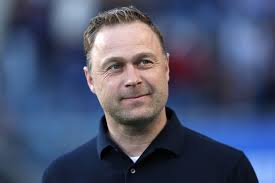 Veldman wil transfers: "Ik heb al een paar berichtjes…