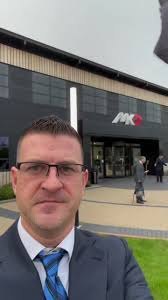 @phillipwarrick's video Tweet