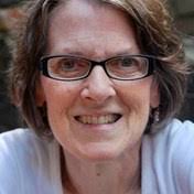 Linda Passmore's Instagram, Twitter & Facebook