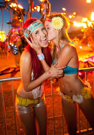 7.can you arrange the shippment of diffraction glasses for us? Best Photos Of The Week 60 Photos Edm Girls Rave Girls Edm Festival