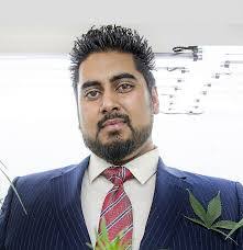 Steve Naraine's Instagram, Twitter & Facebook