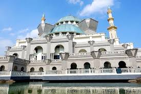 Check 'wilayah persekutuan labuan' translations into english. What A Beautiful Place Review Of Masjid Wilayah Persekutuan Kuala Lumpur Malaysia Tripadvisor