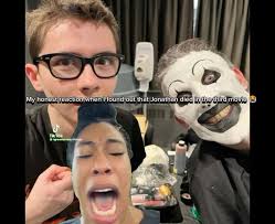 I keep crying and saying poor Jonathan, he didn't deserve that and it also  hurts to hear Sienna cry for her brother. 😭#terrifier3  #arttheclownterrifier