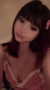 Jackie Rhoads's Instagram, Twitter & Facebook